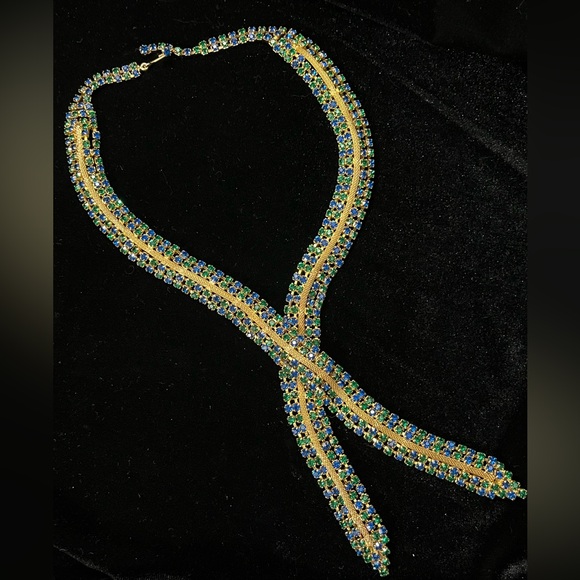 1560 * Hobe vintage Mesh Crystal cross necklace unsigned